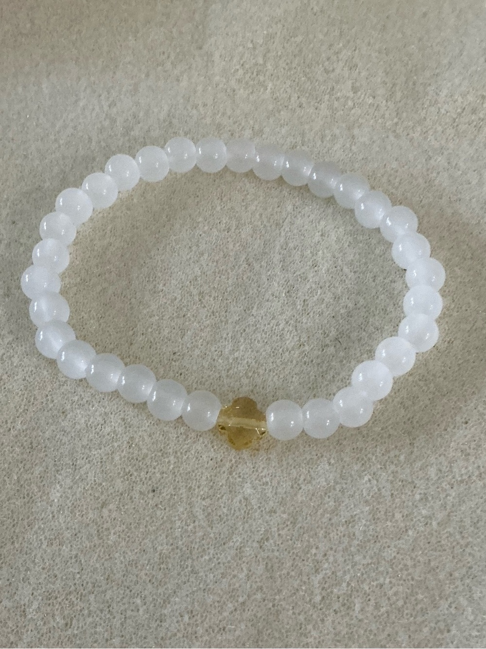 White Beaded Stretch Bracelet with Single Gold Accent